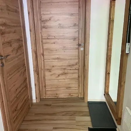 Pod Lasem 45,1 Ostoja Bukowo * Borowy Mlyn